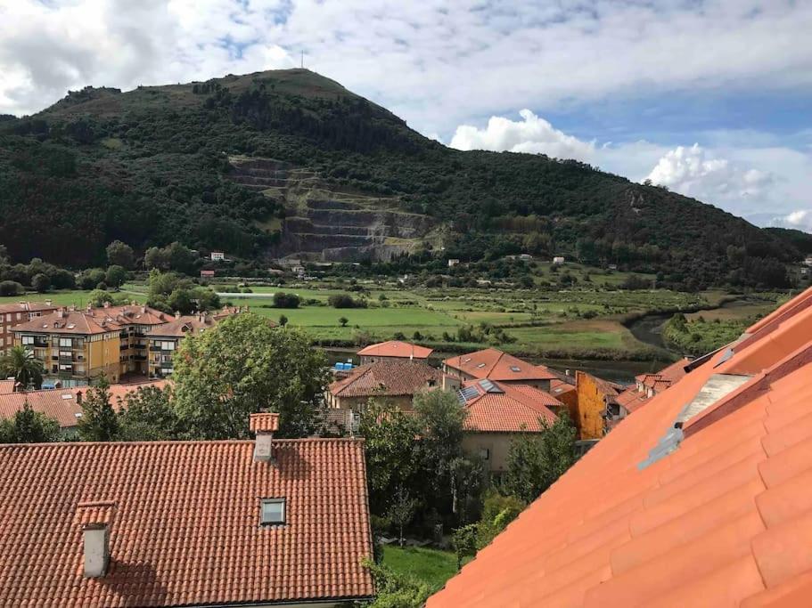림피아스 Precioso Atico Con Parking Privado. Vistas Al Rio 아파트 외부 사진